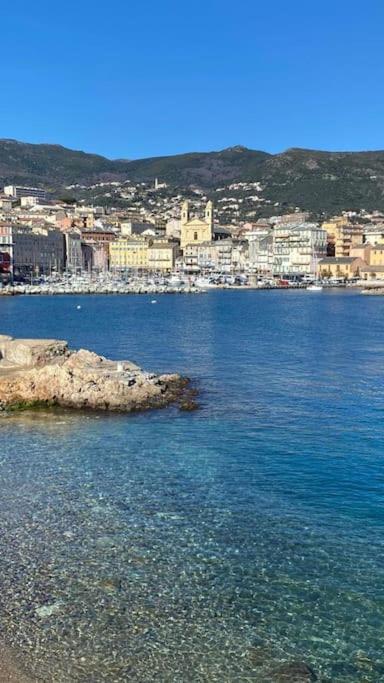 Villa Entierement Renovee Avec Piscine En Plein Coeur De Bastia - Corse